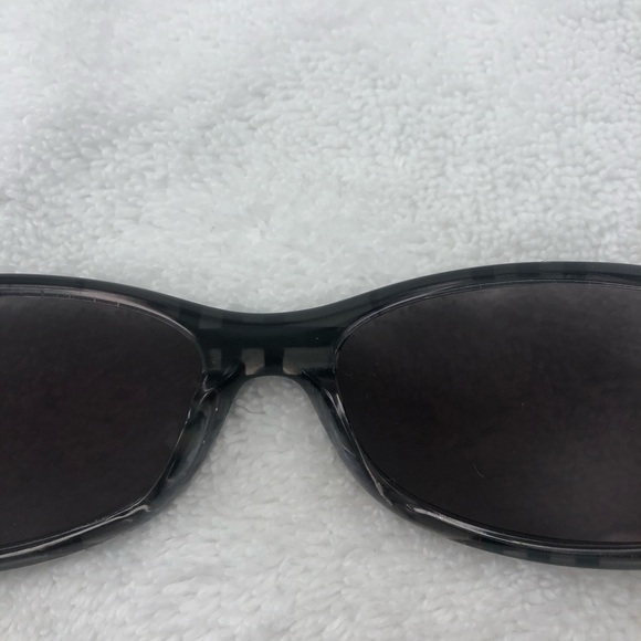 Burberry Black Women’s Sunglasses main image 8